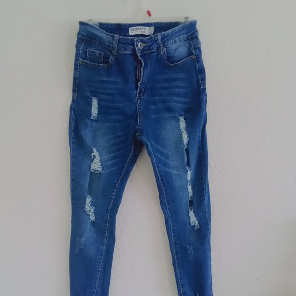 CELEBRITY ACE JEANS - Picture 2 of 11